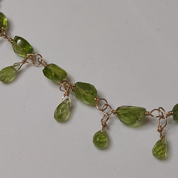 Very Pretty Vintage Green Glass And Gold Tone Wire Necklace 16 Inches Long - Picture 8 of 11
